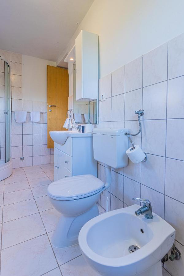 Apartmani Valun1 Esterno foto